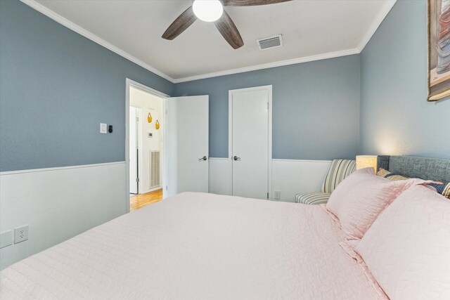 1926 Meadow Creek Dr, Pearland, TX 77581 - bedroom featuring ornamental molding and a ceiling fan