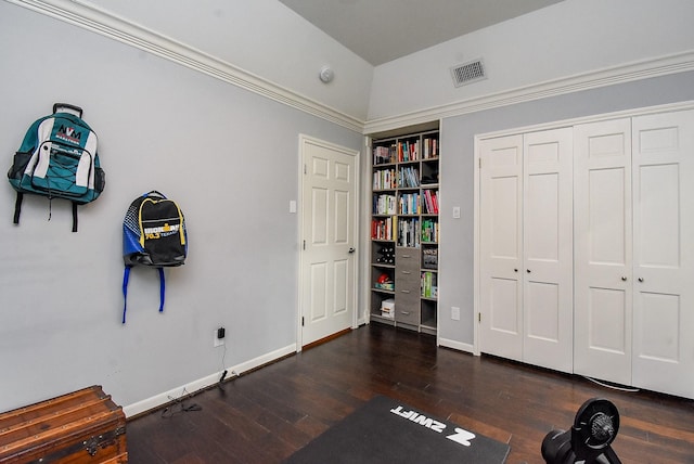 327 Cinnamon Oak Ln, Houston, TX 77079 - exercise area with hardwood / wood-style floors and high vaulted ceiling