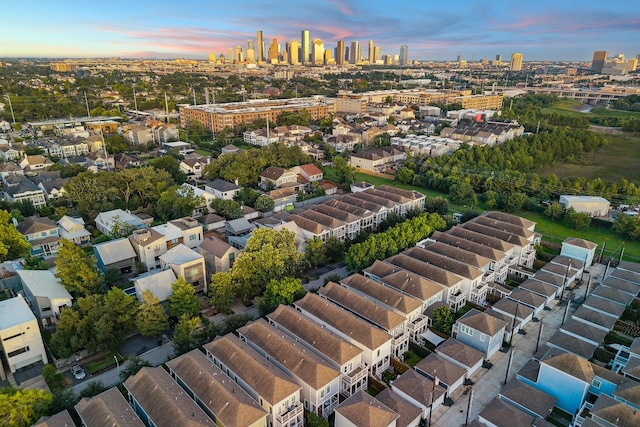 727 Tulane St, Houston, TX 77007 - aerial view at dusk of a view of skyline