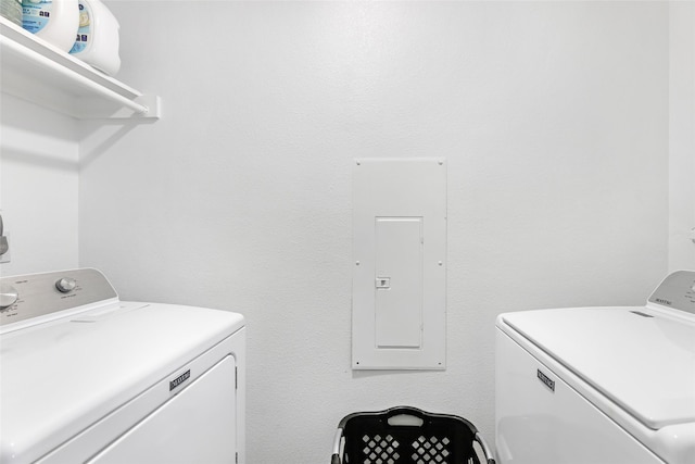 605 Waco St, Dayton, TX 77535 - laundry area with independent washer and dryer and electric panel