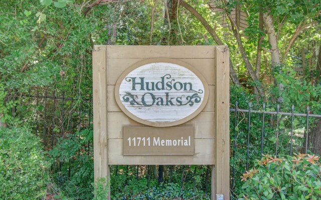 11711 Memorial Dr Unit 635, Houston, TX 77024 - view of community sign