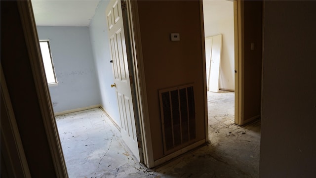 6303 Greenway Forest Ln, Houston, TX 77088 - view of hall