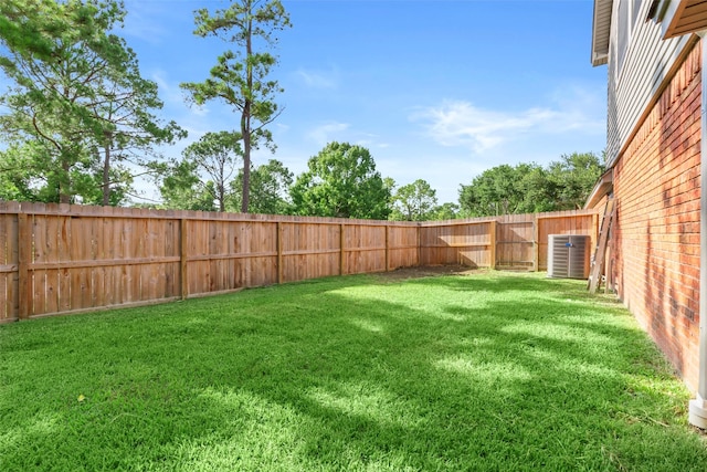 902 Mulberry Ridge Way, Houston, TX 77062 - view of fenced backyard