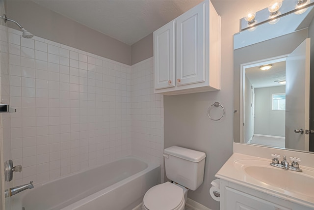 1101 Saulnier St, Houston, TX 77019 - full bath featuring vanity and bathing tub / shower combination
