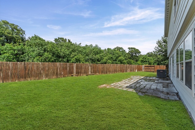7347 Liberty Ridge Ln, Houston, TX 77049 - fenced backyard with a patio area
