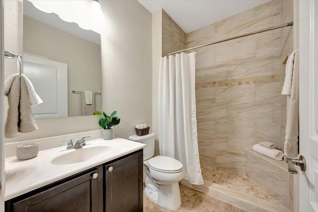 716 Saturnia Ln, League City, TX 77573 - bathroom with vanity and tiled shower