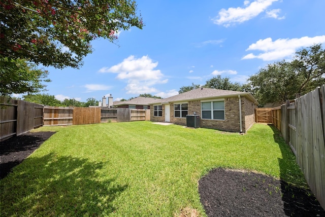 10335 Caribou Cv, Missouri City, TX 77459 - view of fenced backyard