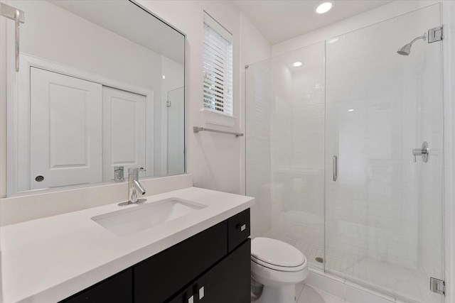 1211 Bonner St, Houston, TX 77007 - full bath featuring a shower stall, vanity, and recessed lighting