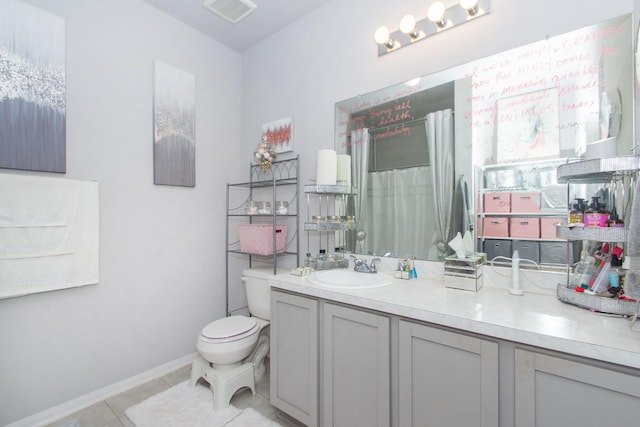 4430 Misty Woods Trl, Richmond, TX 77469 - bathroom featuring vanity, tile patterned flooring, and curtained shower