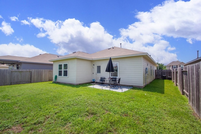 4430 Misty Woods Trl, Richmond, TX 77469 - rear view of house with a patio area and a fenced backyard