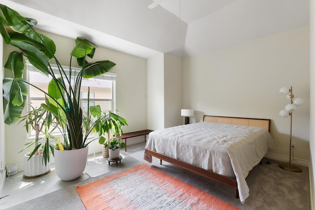 9103 Creekstone Lake Dr, Houston, TX 77054 - bedroom featuring baseboards
