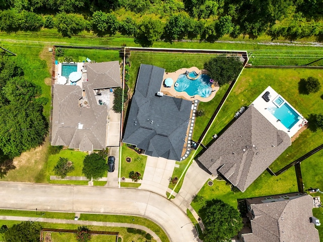 9227 Forest Creek Dr, Tomball, TX 77375 - aerial view of a pool area