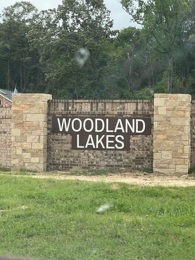 526 Emerald Thicket Ln, Huffman, TX 77336 - view of community sign