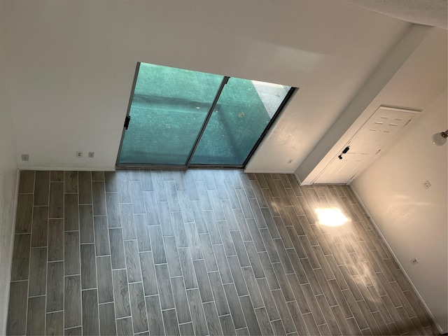 12922 Wirevine Ln, Houston, TX 77072 - unfurnished room with a skylight