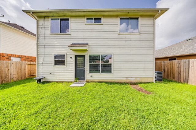 12511 Garden Gale Ln, Houston, TX 77044 - back of property featuring a fenced backyard
