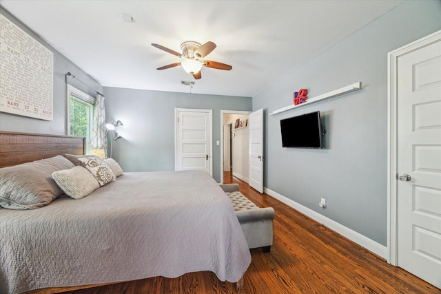 308 W 33rd St, Houston, TX 77018 - bedroom with wood finished floors and a ceiling fan