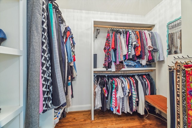308 W 33rd St, Houston, TX 77018 - spacious closet with wood finished floors