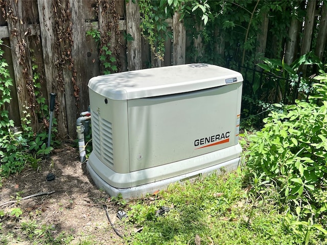 308 W 33rd St, Houston, TX 77018 - exterior view of a power unit