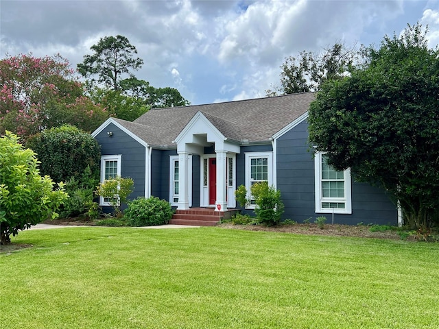 308 W 33rd St, Houston, TX 77018 - single story home with a front yard and roof with shingles