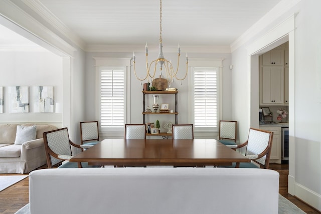 339 W 23rd St Unit A, Houston, TX 77008 - dining area with dark wood finished floors, crown molding, and wine cooler