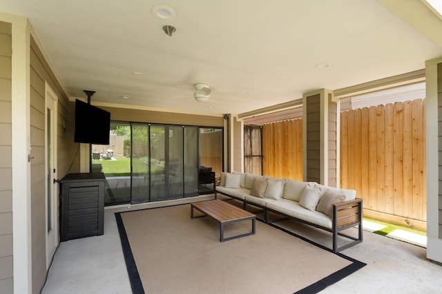 339 W 23rd St Unit A, Houston, TX 77008 - sunroom / solarium featuring a ceiling fan and outdoor lounge area