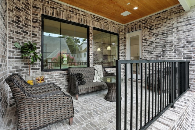 4951 Glenmeadow Dr, Houston, TX 77096 - view of covered porch