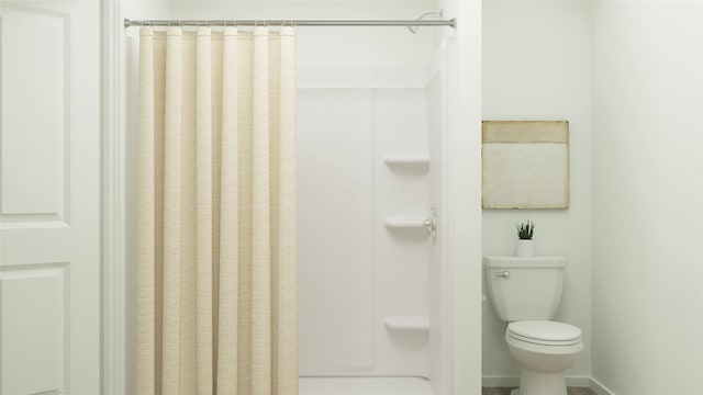 13342 Rayhill Dr, Conroe, TX 77303 - full bath with toilet and curtained shower
