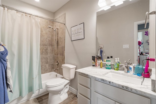 12118 Enclave Ct, Santa Fe, TX 77510 - full bathroom with vanity, wood finished floors, and shower / tub combo