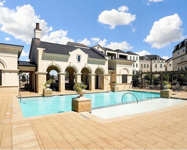 3507 Eaton Estates Ln, Houston, TX 77055 - community pool with a patio
