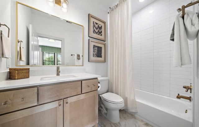 8707 Padua Ln, Houston, TX 77055 - bathroom with vanity, marble look tiles, and shower / bath combo