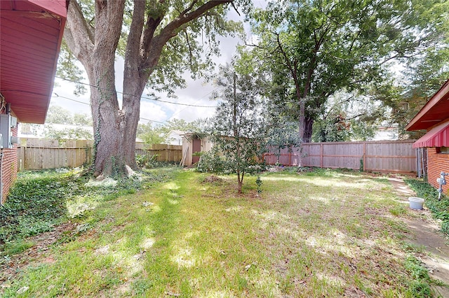 826 Kentucky St, Deer Park, TX 77536 - view of fenced backyard