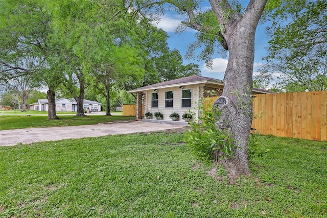 2403 Heather St, Highlands, TX 77562 - photo 2