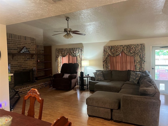 9734 Oakmont Dr, La Porte, TX 77571 - photo 3