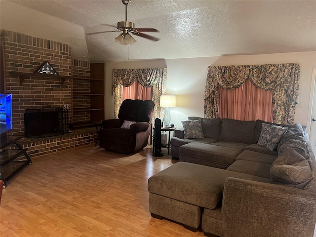 9734 Oakmont Dr, La Porte, TX 77571 - photo 4