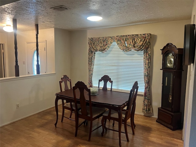 9734 Oakmont Dr, La Porte, TX 77571 - photo 7