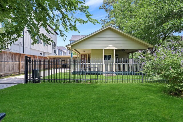 1731 W 22nd St, Houston, TX 77008 - view of front of home with a ceiling fan