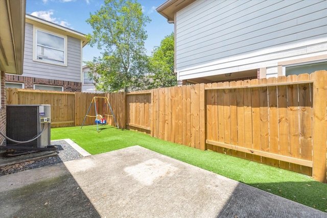2411 Lacyberry St, Houston, TX 77080 - fenced yard featuring a patio area