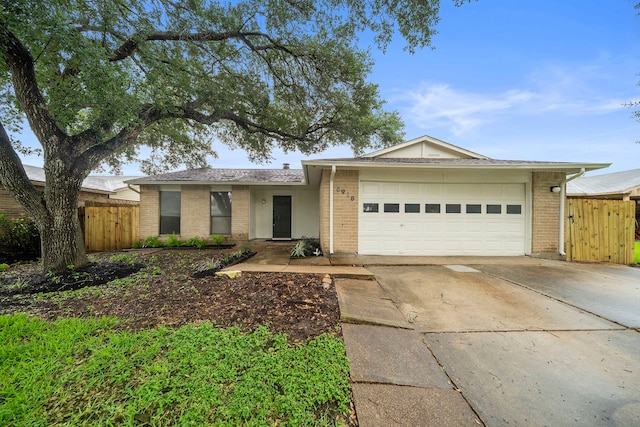 6918 Gettysburg Dr, Richmond, TX 77469 - photo 15