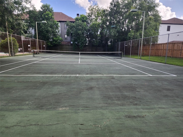 10811 Richmond Ave Unit 40, Houston, TX 77042 - view of tennis court