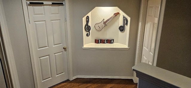 5322 Norborne Ln, Houston, TX 77069 - detailed view of wood finished floors and baseboards