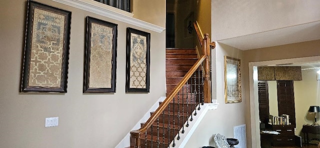 5322 Norborne Ln, Houston, TX 77069 - view of stairway
