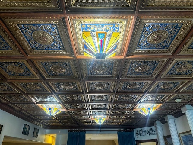 5322 Norborne Ln, Houston, TX 77069 - detailed view of an ornate ceiling and decorative columns