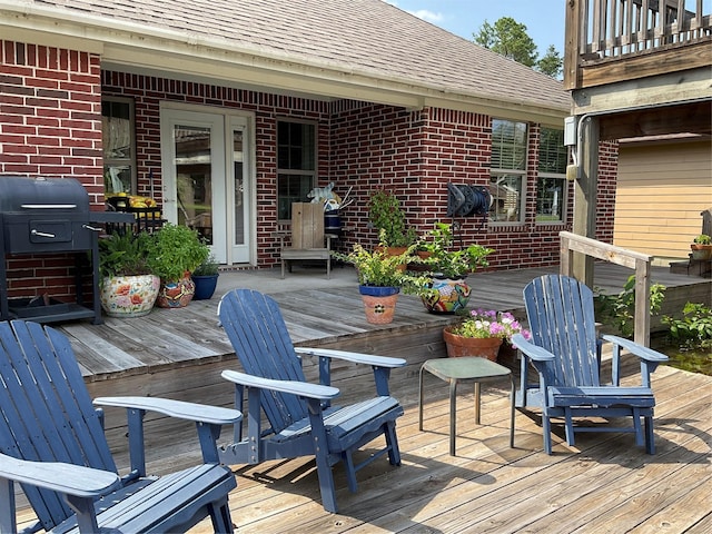 19 Trail Lk, Trinity, TX 75862 - wooden terrace with grilling area