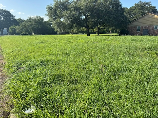 2827 Golf Crest Dr, Wharton, TX 77488
