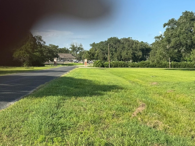2827 Golf Crest Dr, Wharton, TX 77488