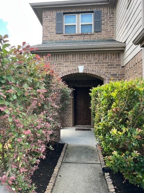 4346 Lake Cypress Cir, Houston, TX 77068 - photo 3