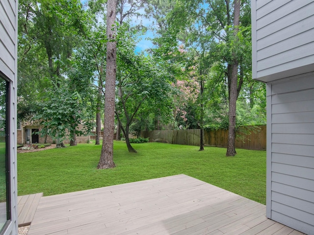 2812 Crossvine, The Woodlands, TX 77380 - deck featuring a fenced backyard
