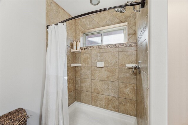 2826 Meadow Brook Ct, League City, TX 77573 - full bathroom featuring a tile shower