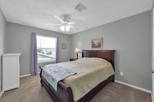 905 Wakefield Dr, Houston, TX 77018 - carpeted bedroom featuring baseboards and a ceiling fan