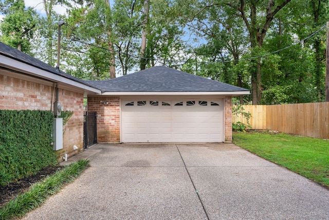 25607 Spring Ridge Dr, Spring, TX 77386 - garage featuring concrete driveway